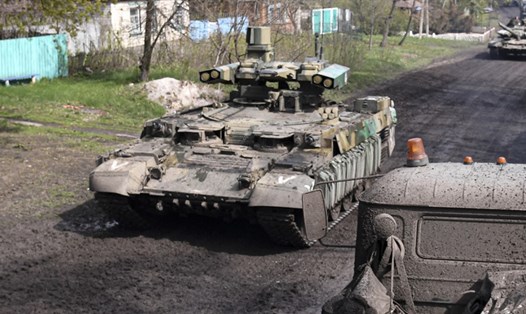 Xe chiến đấu hỗ trợ tăng Terminator-2 của Nga (BMPT-72) ở Kharkiv, Ukraina. Ảnh: Sputnik