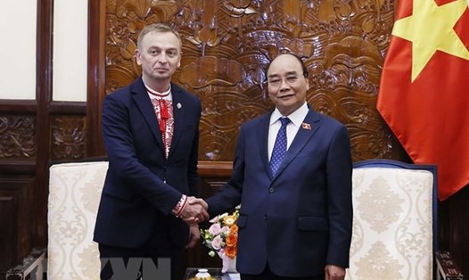 Đại sứ Ukraina Gaman Oleksandr bày tỏ cảm ơn Việt Nam đã ủng hộ và hỗ trợ, viện trợ nhân đạo cho người dân Ukraina. Ảnh: TTXVN
