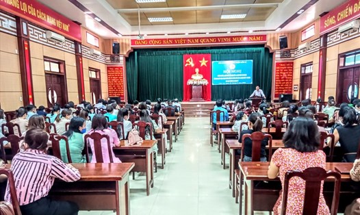 LĐLĐ quận Cẩm Lệ, Đà Nẵng tuyên truyền, quán triệt Kết luận số 21-KL/TW cho gần 200 đại biểu đến từ các Công đoàn cơ sở trực thuộc. Ảnh: Phương Trà