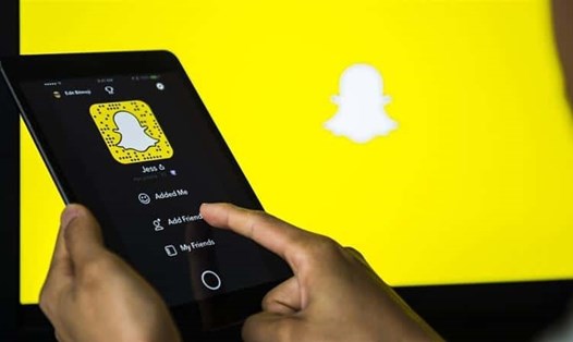Snapchat ra mắt tính năng "Câu chuyện được chia sẻ" để giúp chia sẻ kỷ niệm dễ dàng hơn