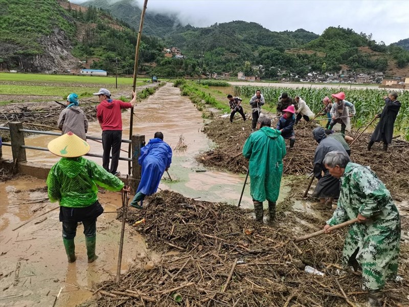China: Torrential rain in a province near Vietnam, many people are dead or missing
