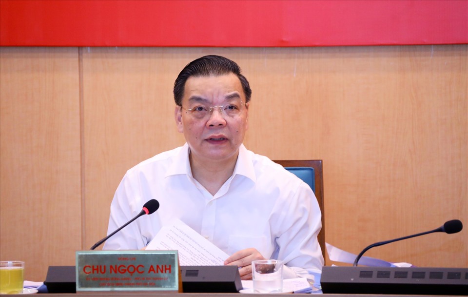 Chủ tịch UBND TP.Hà Nội Chu Ngọc Anh chủ trì phiên họp. Ảnh: Văn Điệp