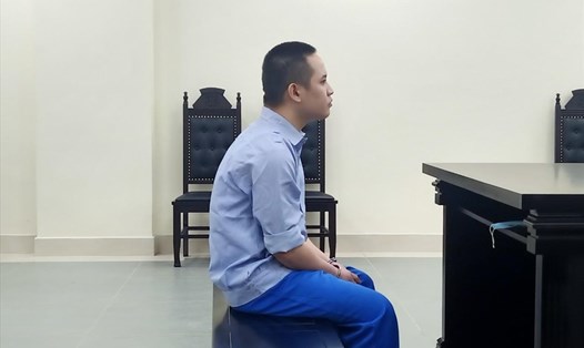 Nguyễn Ngọc Thanh phải nhận án tù tội Giết người vì hất văng bà N từ capo ôtô xuống đường. Ảnh: V.D