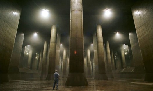 Các cột trụ khổng lồ của "Điện Pantheon dưới lòng đất" nhằm chống ngập lụt tại Nhật Bản. Ảnh: Wiki