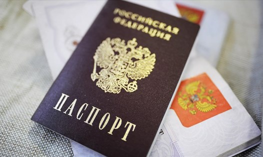 Hộ chiếu Nga. Ảnh: RIA Novosti