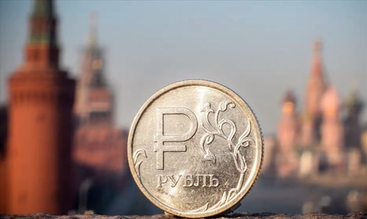 Đồng rúp Nga tiếp tục đà tăng giá. Ảnh: AFP