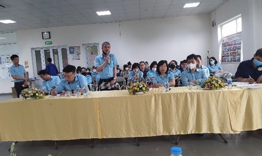 Hội nghị đối thoại giữa Công ty In Tiến Bộ với người lao động.