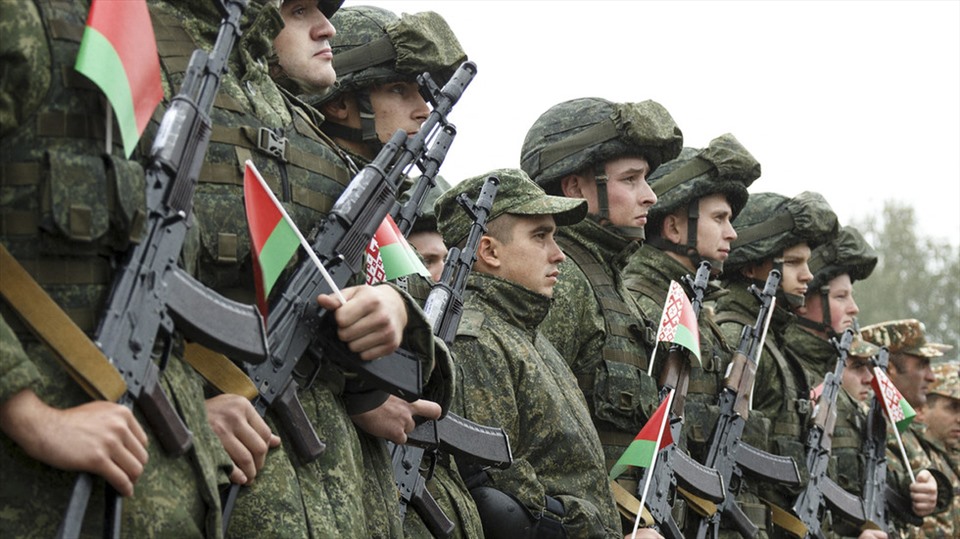 Belarus holds large-scale drills to "respond to crisis situations"