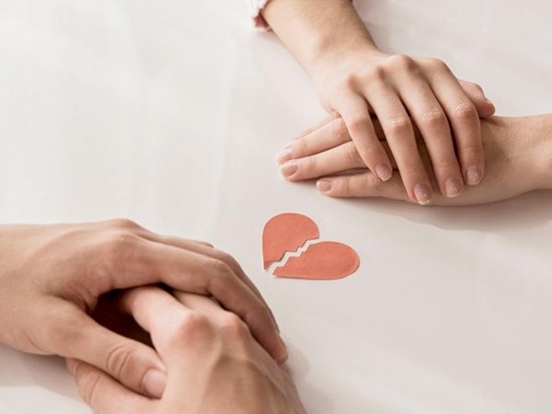 Sau chia tay, làm gì để giữ mối quan hệ bạn bè với người yêu cũ