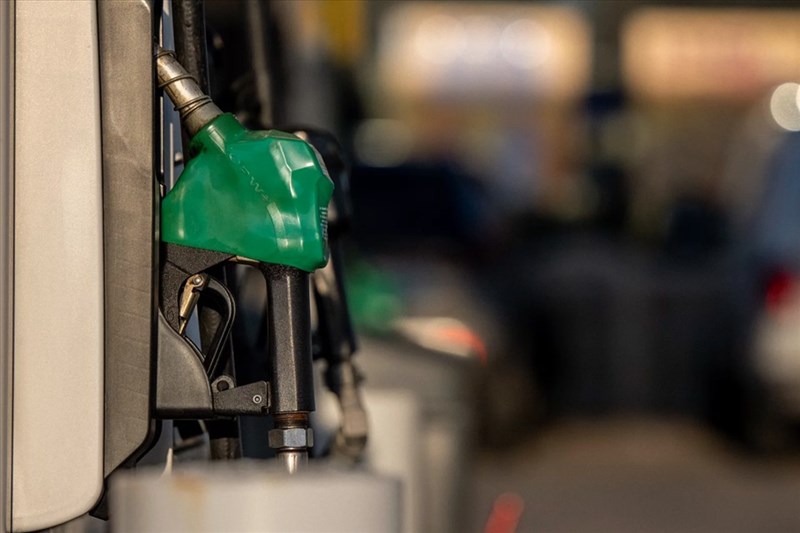 How does the EU ban on Russian oil affect petrol prices?