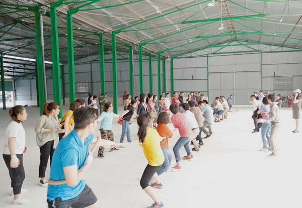 Thi đấu kéo co tại hội thao. Ảnh: CĐN