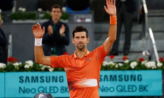 Novak Djokovic sớm giành vé vào tứ kết Mutua Madrid Open mà không phải ra sân. Ảnh: ATP