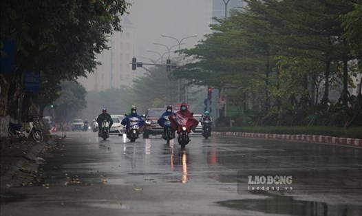 Miền Bắc có mưa rào và dông tập trung vào chiều tối. Ảnh minh hoạ: LĐO.