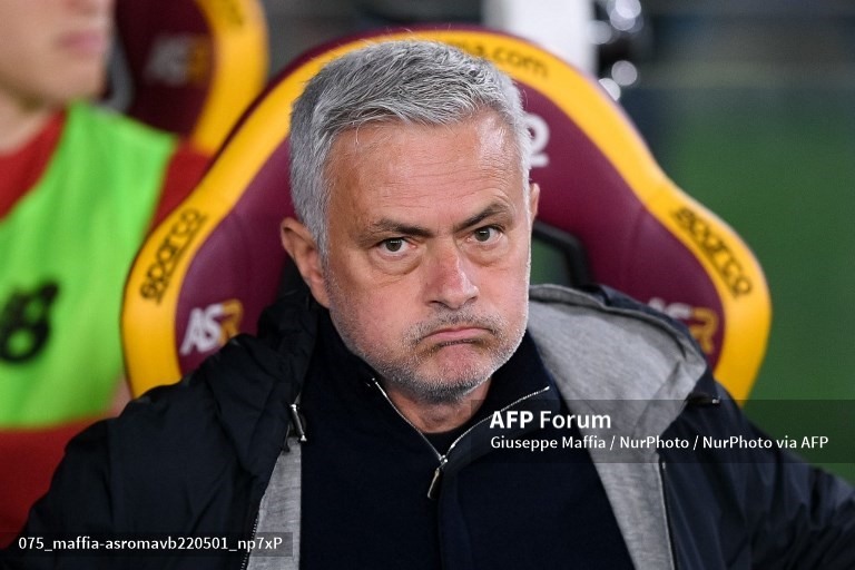 Jose Mourinho: Giọt nước mắt hạnh phúc của "Người đặc biệt"
