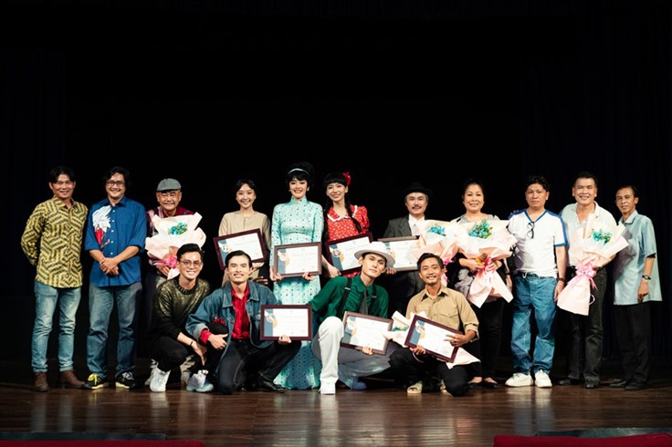 NSND Hồng Vân: "NSND Việt Anh là một người thầy tận tâm" NSND Hồng Vân: "NSND Việt Anh là một người thầy tận tâm"