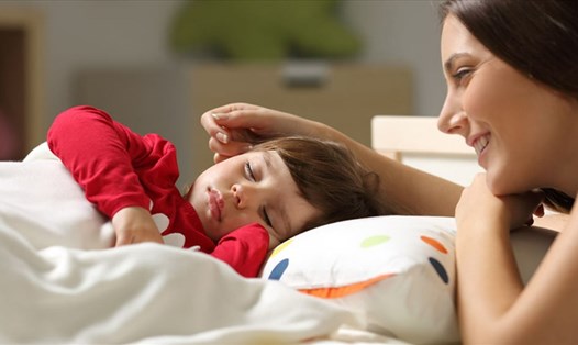 Có thói quen ngủ tốt sẽ giúp trẻ tràn đầy năng lực. Ảnh: Xinhua
