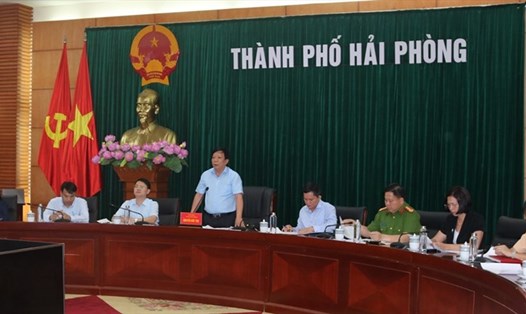 Phó Chủ tịch UBND thành phố Nguyễn Đức Thọ phát biểu chỉ đạo tại cuộc họp. Ảnh: Cổng TTĐT Hải Phòng