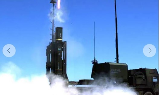 Đức sẽ cung cấp cho Ukraina tên lửa IRIS-T do Đức cùng các quốc gia NATO khác phát triển. Ảnh chụp màn hình