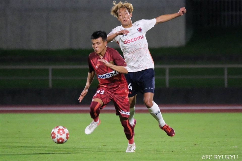 Phạm Văn Luân có trận ra mắt tại J.League 2