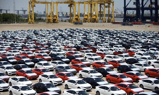 Lượng ôtô nhập khẩu về Việt Nam trong tháng 5.2022 tăng 5% so với tháng trước. Ảnh minh họa: LĐO.