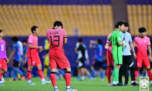 U23 Hàn Quốc nhận trận thua sốc trước U23 Nhật Bản tại tứ kết Giải U23 Châu Á 2022. Ảnh: KFA