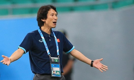Huấn luyện viên Gong Oh-kyun đã kết thúc hành trình tại giải U23 Châu Á 2022. Ảnh: Lâm Thoả/VFF