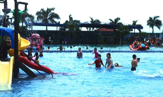 Bể bơi tại Khu liên hợp thể thao Đại Thành Long (huyện Vũ Thư, tỉnh Thái Bình). Ảnh: CTV