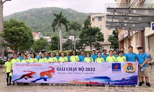 Giải chạy bộ “PVCoating năm 2022” - một trong những hoạt động trong Tháng Công nhân do Công đoàn công ty tổ chức. Ảnh: CĐN