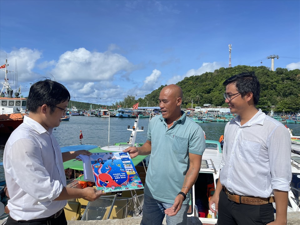 Du lịch biển Phú Quốc “nói không với túi nilon”