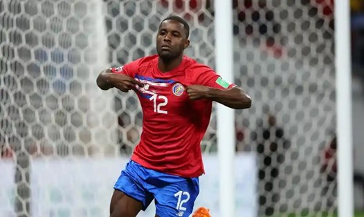 Tiền đạo Joel Campbell ghi bàn duy nhất giúp Costa Rica vượt qua New Zealand để giành vé đến World Cup 2022. Ảnh: FIFA
