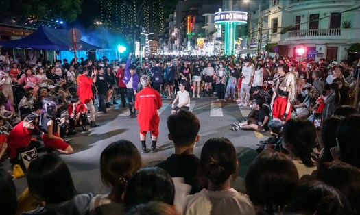 Phố đi bộ Ninh Kiều đã trở thành hoạt động văn hóa về đêm không thể thiếu của thành phố Cần Thơ.