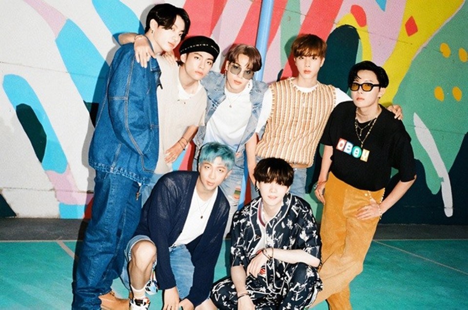 BTS lập được thành tích mới trên Youtube với MV "Dynamite". Ảnh: Twitter BTS lập được thành tích mới trên Youtube với MV "Dynamite". Ảnh: Twitter