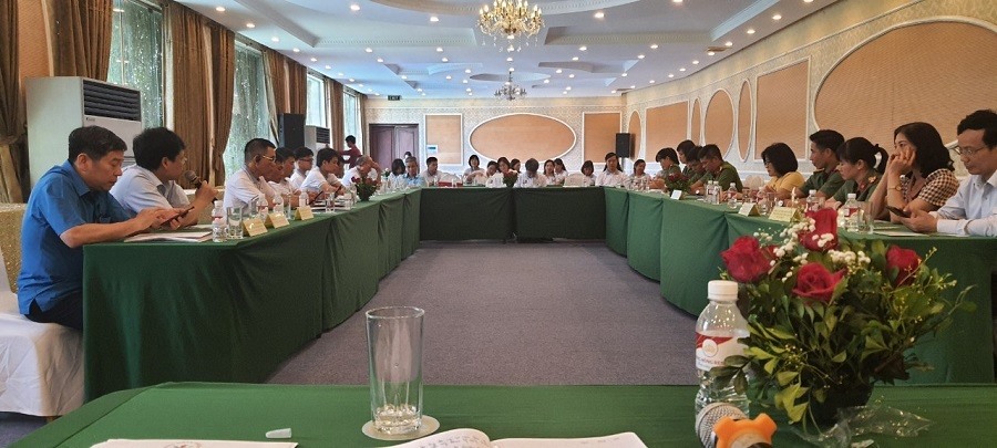 Toàn cảnh hội nghị tập huấn công đoàn.