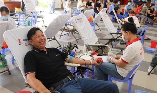 Hơn 600 đoàn viên tham gia Ngày hội hiến máu “Sẻ giọt máu hồng- Trao niềm hi vọng” năm 2022 tại Đà Nẵng. Ảnh: Nguyễn Linh