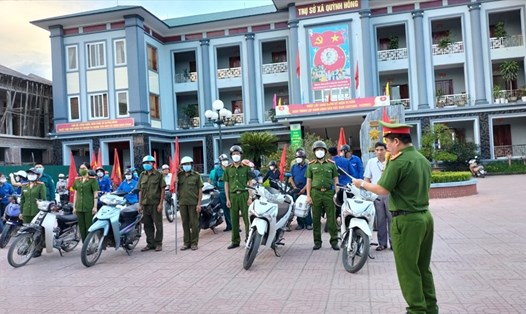 Huyện Quỳnh Lưu (Nghệ An) tổ chức lễ phát động “Tháng hành động phòng, chống ma túy”. Ảnh: MK