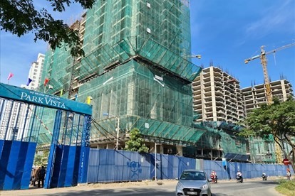 Dự án Park Vista không biết khi nào mới hoàn thành. Ảnh: Bảo Chương