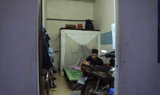 Một phòng trọ của người lao động tại thôn Bầu, xã Kim Chung, Đông Anh, Hà Nội. Ảnh: T.T
