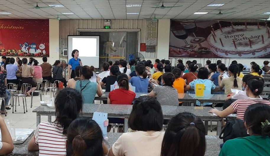 Toàn cảnh hội nghị.