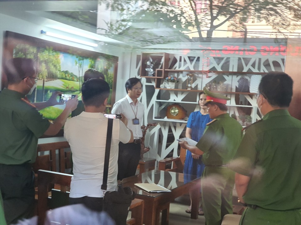 Khởi tố vụ án, khởi tố bị can và bắt tạm giam Giám đốc CDC Đà Nẵng. Ảnh: TT