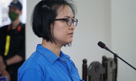 Phạm Thu Hà tại phiên tòa sáng 21.6. Ảnh: Đ.K