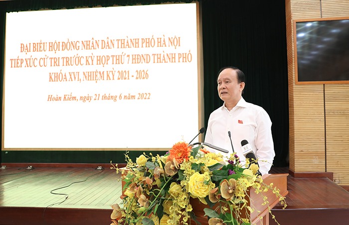 Chủ tịch HĐND Thành phố Nguyễn Ngọc Tuấn phát biểu tiếp thu các kiến nghị của cử tri. Ảnh: HNP