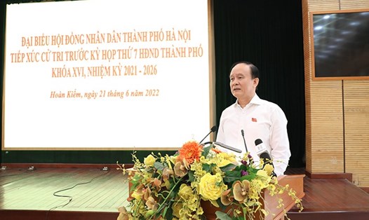 Chủ tịch HĐND Thành phố Nguyễn Ngọc Tuấn phát biểu tiếp thu các kiến nghị của cử tri. Ảnh: HNP
