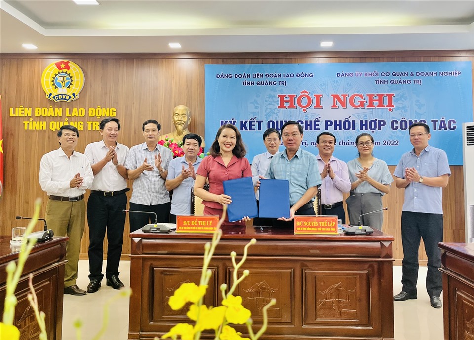 Lễ ký kết quy chế phối hợp. Ảnh: Trần Diễm.