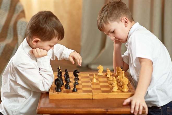 3 lợi ích khi dạy trẻ nhỏ sớm làm quen với bộ môn cờ vua