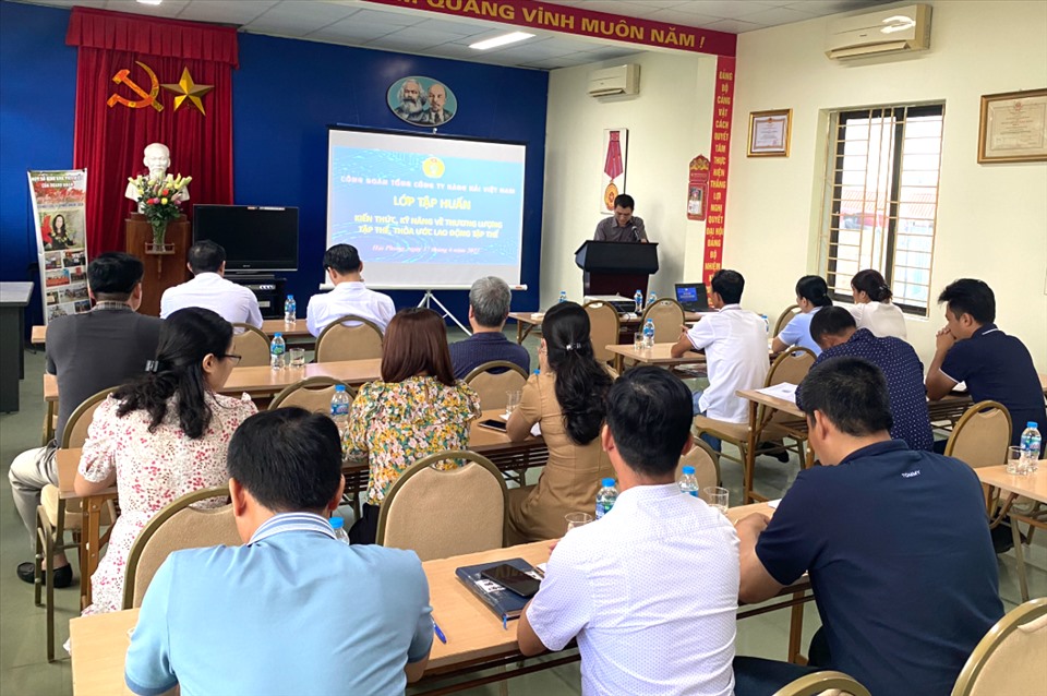 Quang cảnh lớp tập huấn. Ảnh: CĐHH