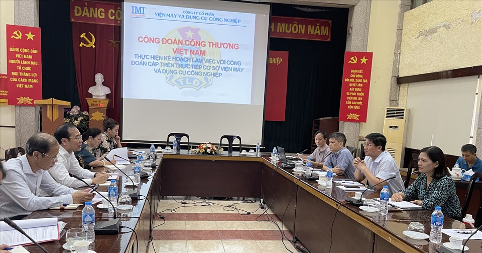 Quang cảnh buổi làm việc. Ảnh: CĐCT