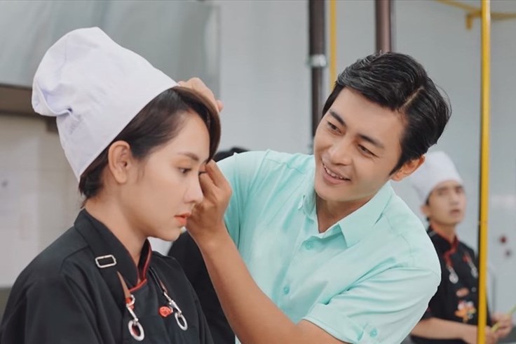 Hùng Phạm nổi cơn thịnh nộ khi Tường Vi thân mật quá mức với “crush” cũ Hùng Phạm nổi cơn thịnh nộ khi Tường Vi thân mật quá mức với “crush” cũ