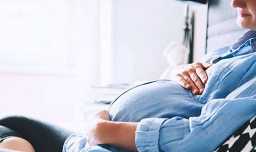 Phụ nữ mang thai cần nghỉ ngơi đầy đủ, thư giãn, thoải mái để tránh được những cơn đau đầu trong thời gian thai kỳ. Ảnh: Thinkstock