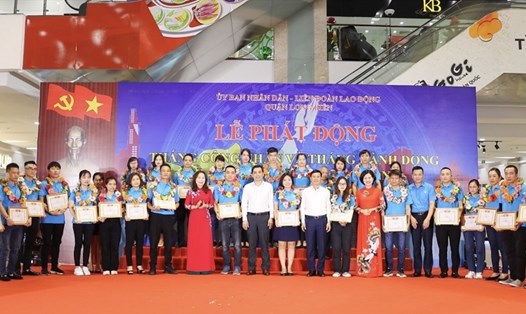 Lễ phát động Tháng công nhân năm 2022 - một trong những hoạt động nổi bật 6 tháng đầu năm của Liên đoàn Lao động quận Long Biên. Ảnh: CĐQ