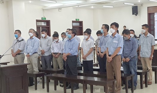 Các bị cáo tại phiên toà phúc thẩm vụ án sai phạm tại cao tốc Đà Nẵng - Quảng Ngãi. Ảnh: V.D